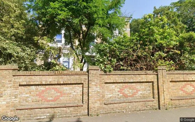 Ealing Green, Ealing — Ealing Clean provides professional house cleaning in this area