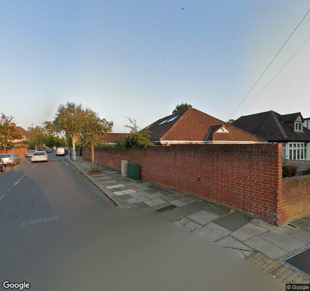 Street view of Ravenor Park — Ealing Clean provides professional cleaning in this area
