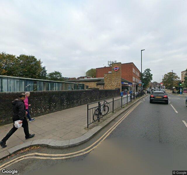 Street view of South Ealing -- Ealing Clean provides professional cleaning in this area