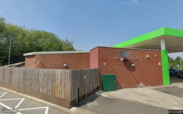 Islip Manor, Northolt — Ealing Clean provides professional house cleaning in this area