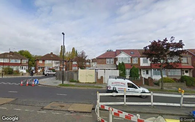 Perivale Wood, Greenford/Perivale — Ealing Clean provides professional house cleaning in this area