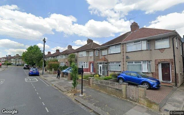 Racecourse Estate, Northolt — Ealing Clean provides professional house cleaning in this area