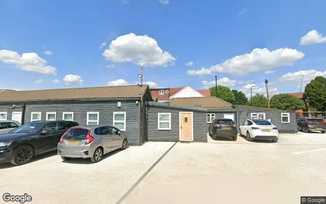 Southall Broadway, Southall — Ealing Clean provides professional house cleaning in this area
