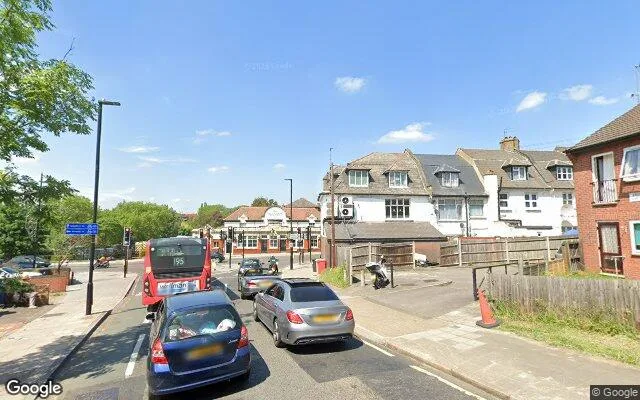 Wharncliffe Viaduct, Hanwell — Ealing Clean provides professional house cleaning in this area